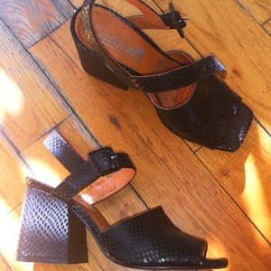 Sandals black leather croco L'Intervalle